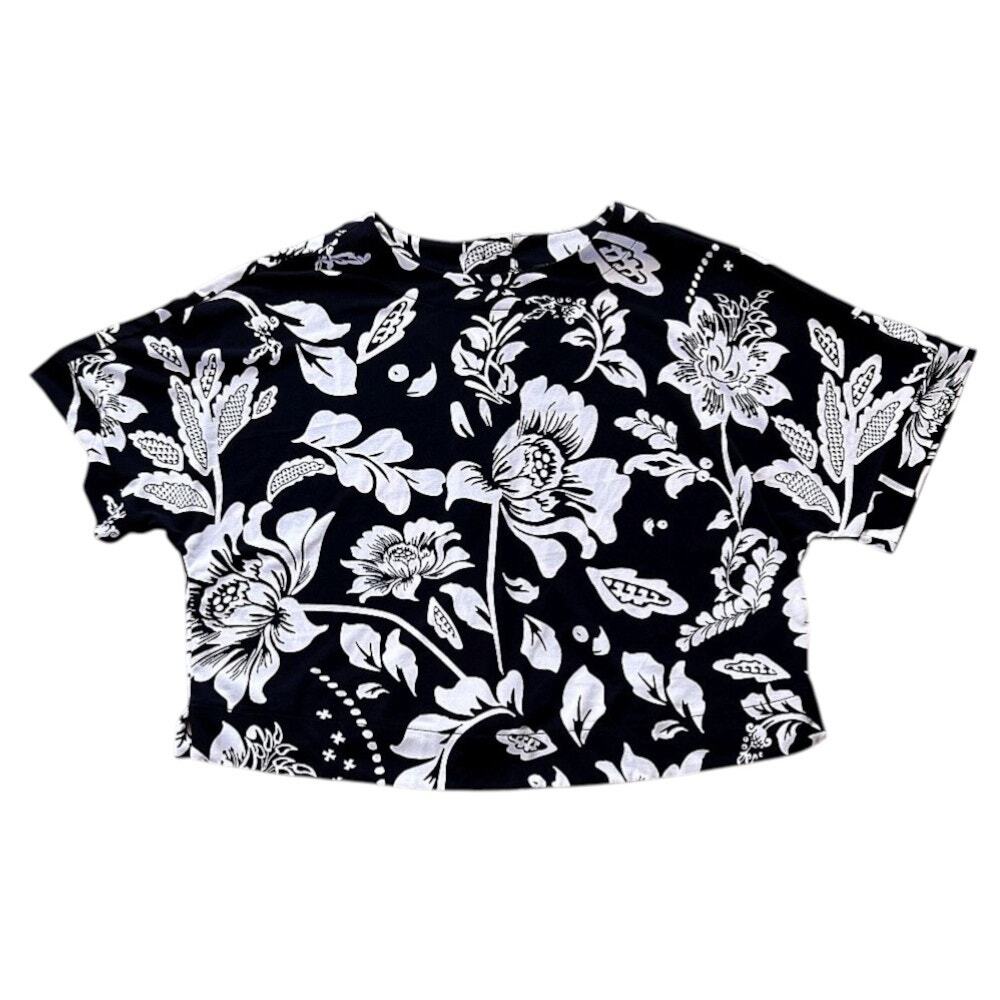Adrianna Papell Cropped Button Up Back Black & White Floral Print Top Small
